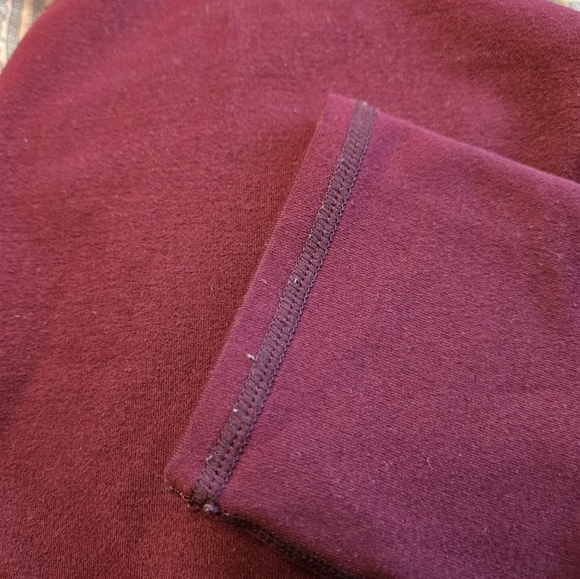 Fabletics Define Powerhold Mid-Rise Burgundy 7/8 Leggings Small - Picture 8 of 10